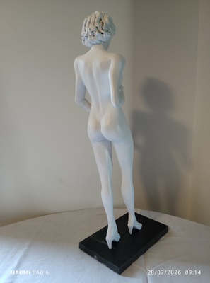 Femme de plain pied (Emma)4
