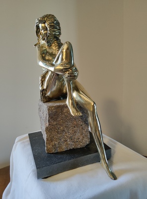 Femme assise (Isabelle)5