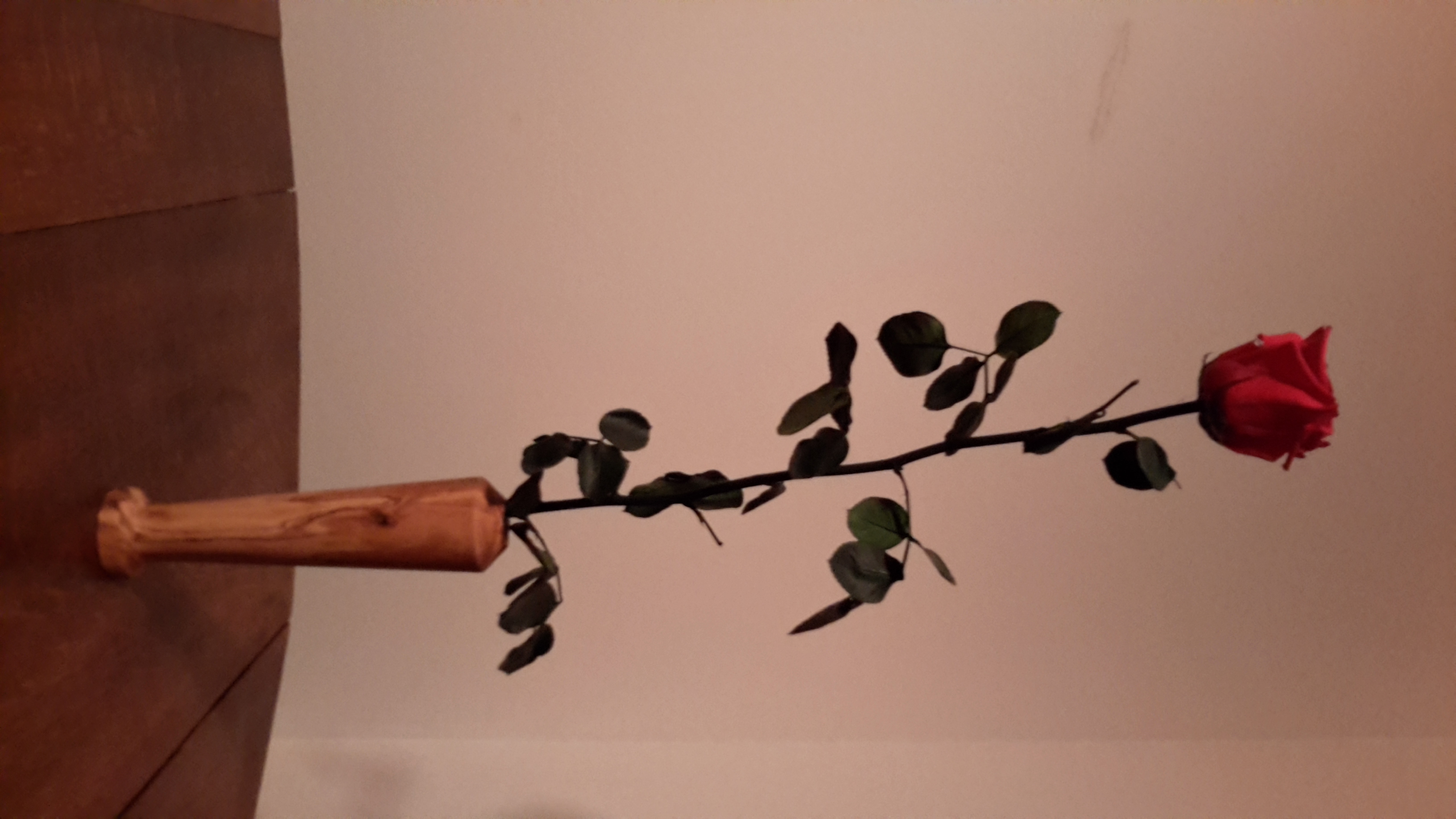 Vase uniflore en olivier3