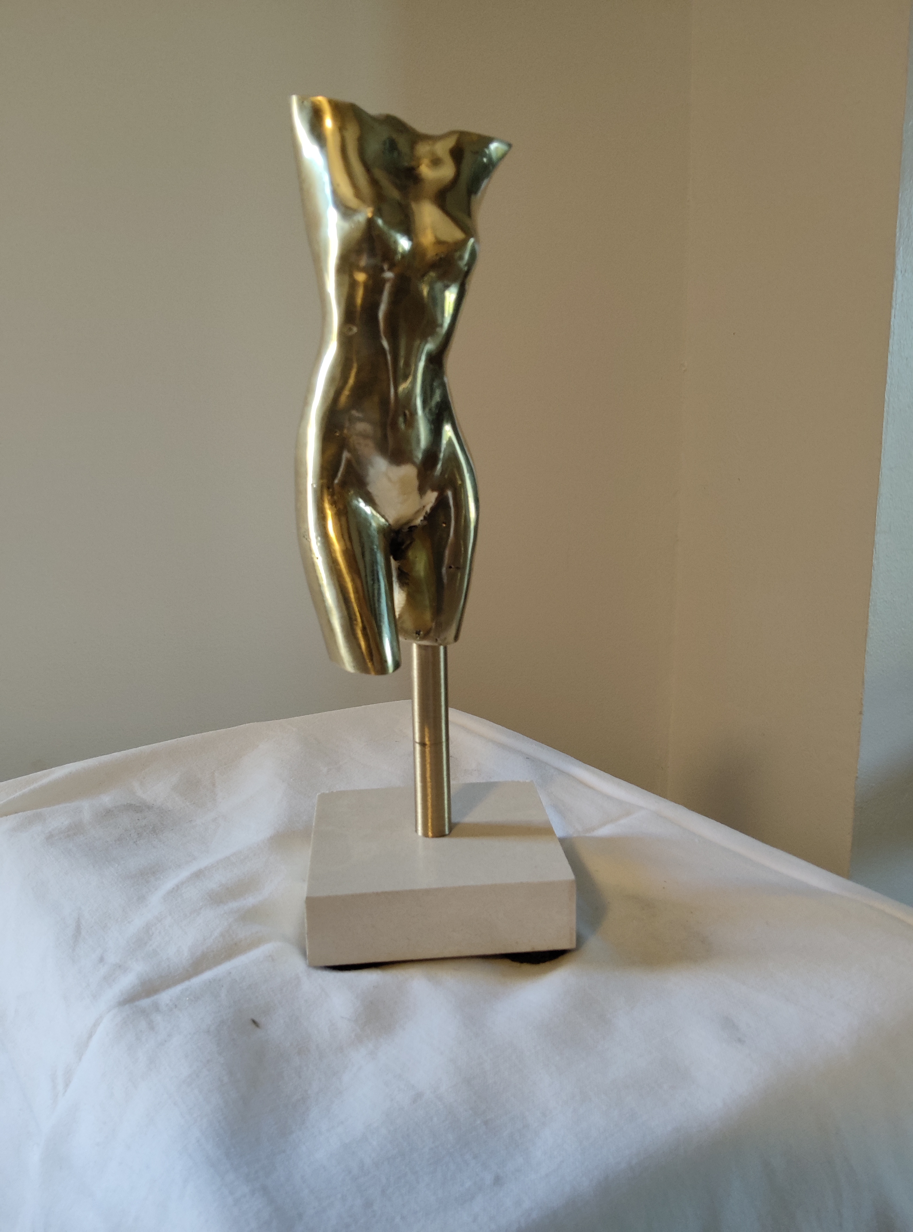 Buste de femme (Ella)4