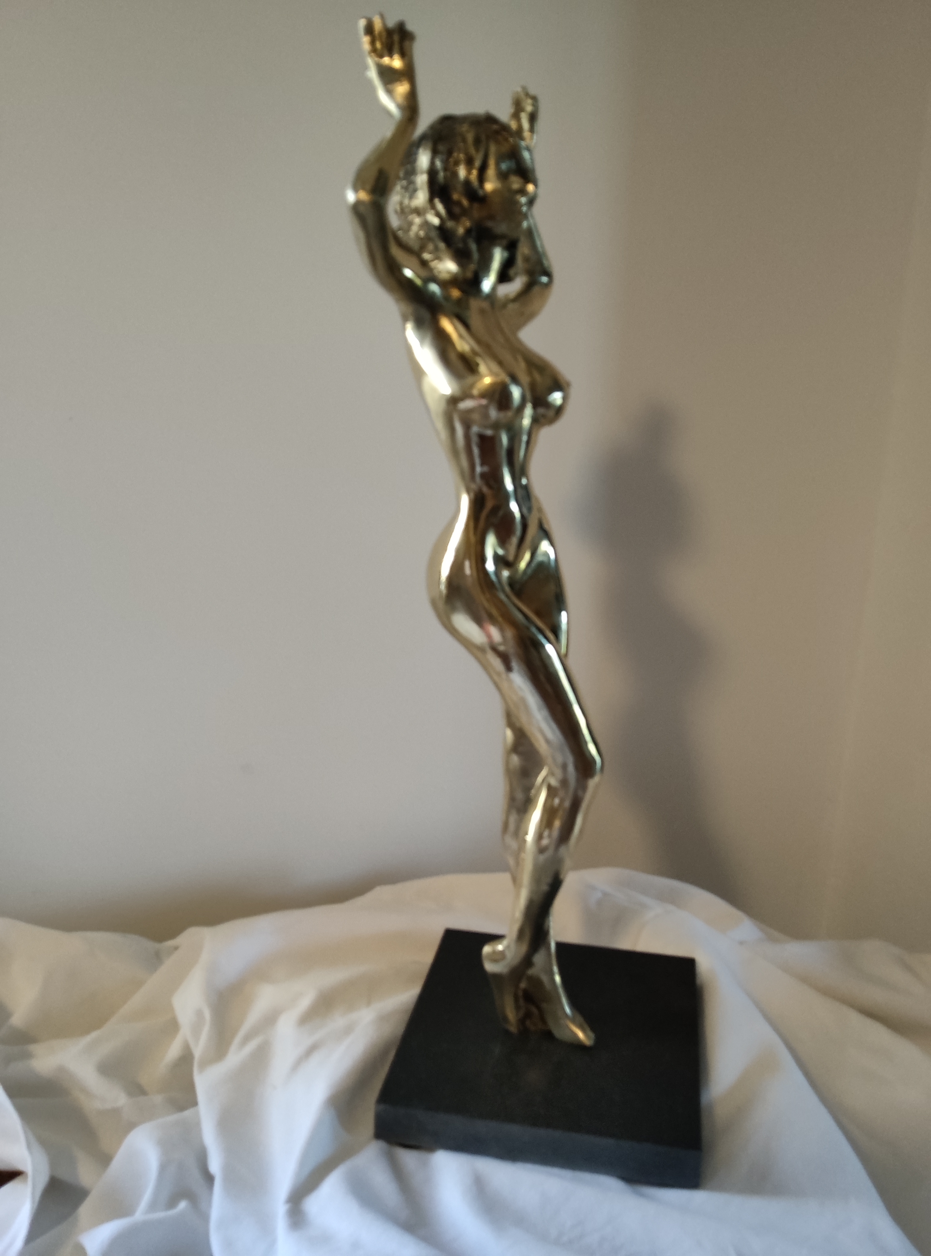 Femme nue debout (Clémence)4